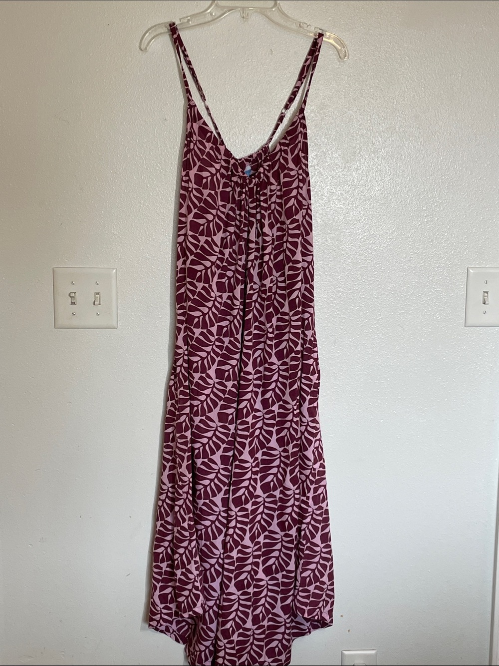 Sleeveless Leaf-Print Maxi Jumpsuit in Wine Pink